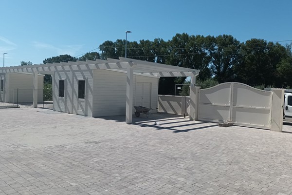 vendita carport installazione carbox in legno copertura posti auto esterno