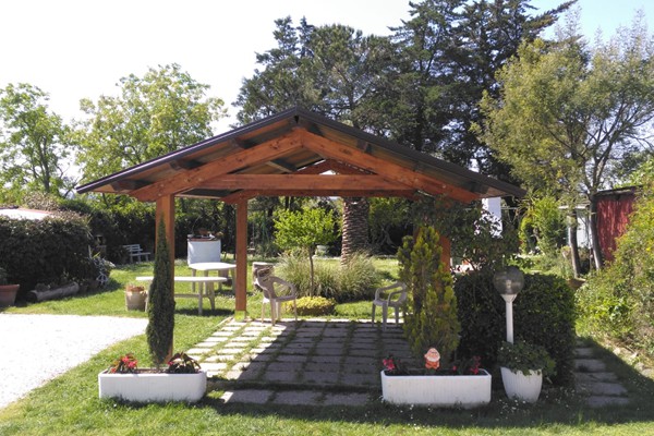 vendita gazebo per giardini e piscine vendita e installazione