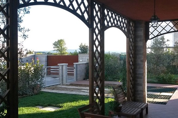 vendita grigliati in legno griglie arredi giardini piscine