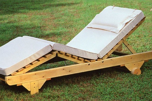 vendita di panchine in legno e metallo da giardino per arredi urbani e privati