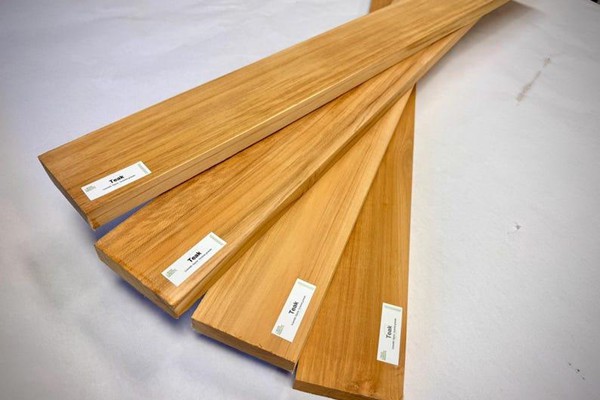 Tavolame teak