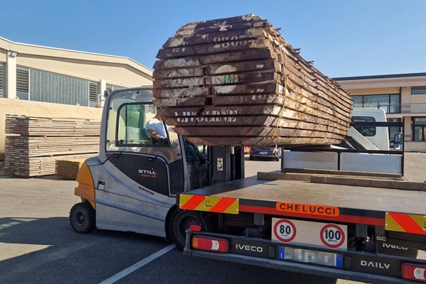 servizio di consegna a domicilio di legnami e strutture in legno